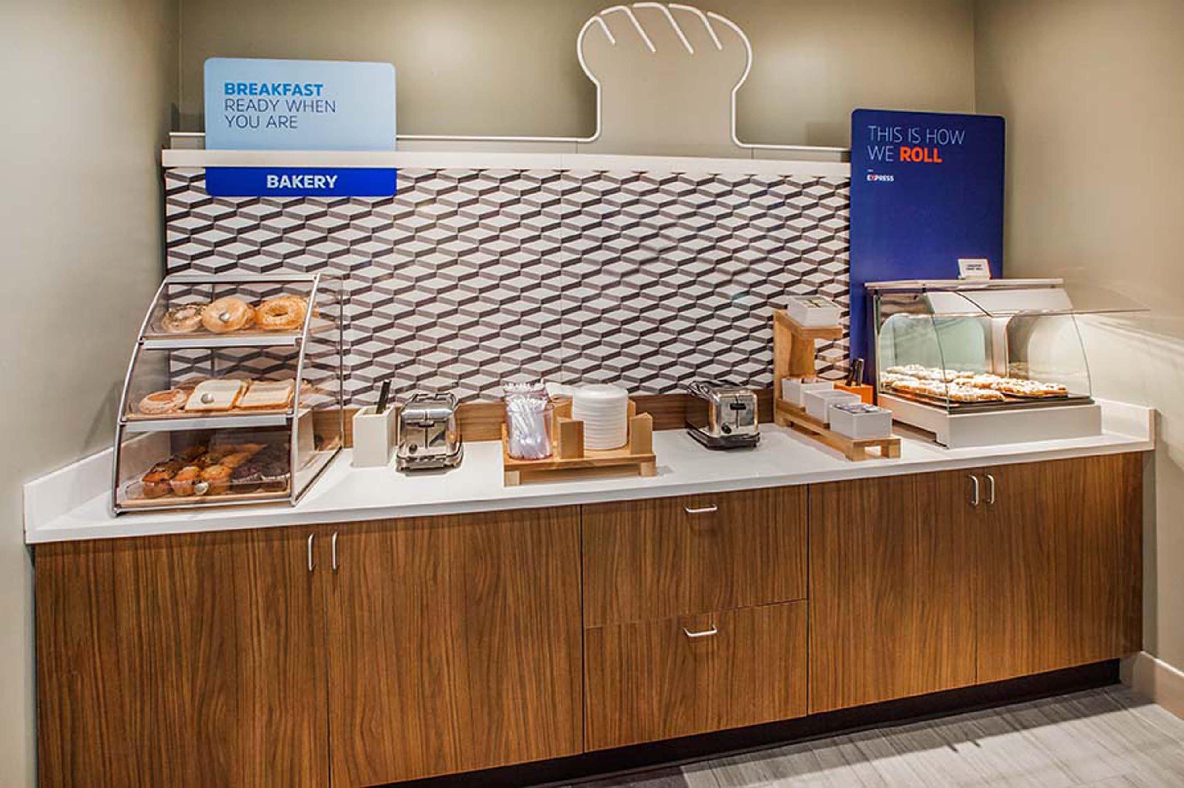 Holiday Inn Express & Suites - Camas By Ihg Buitenkant foto