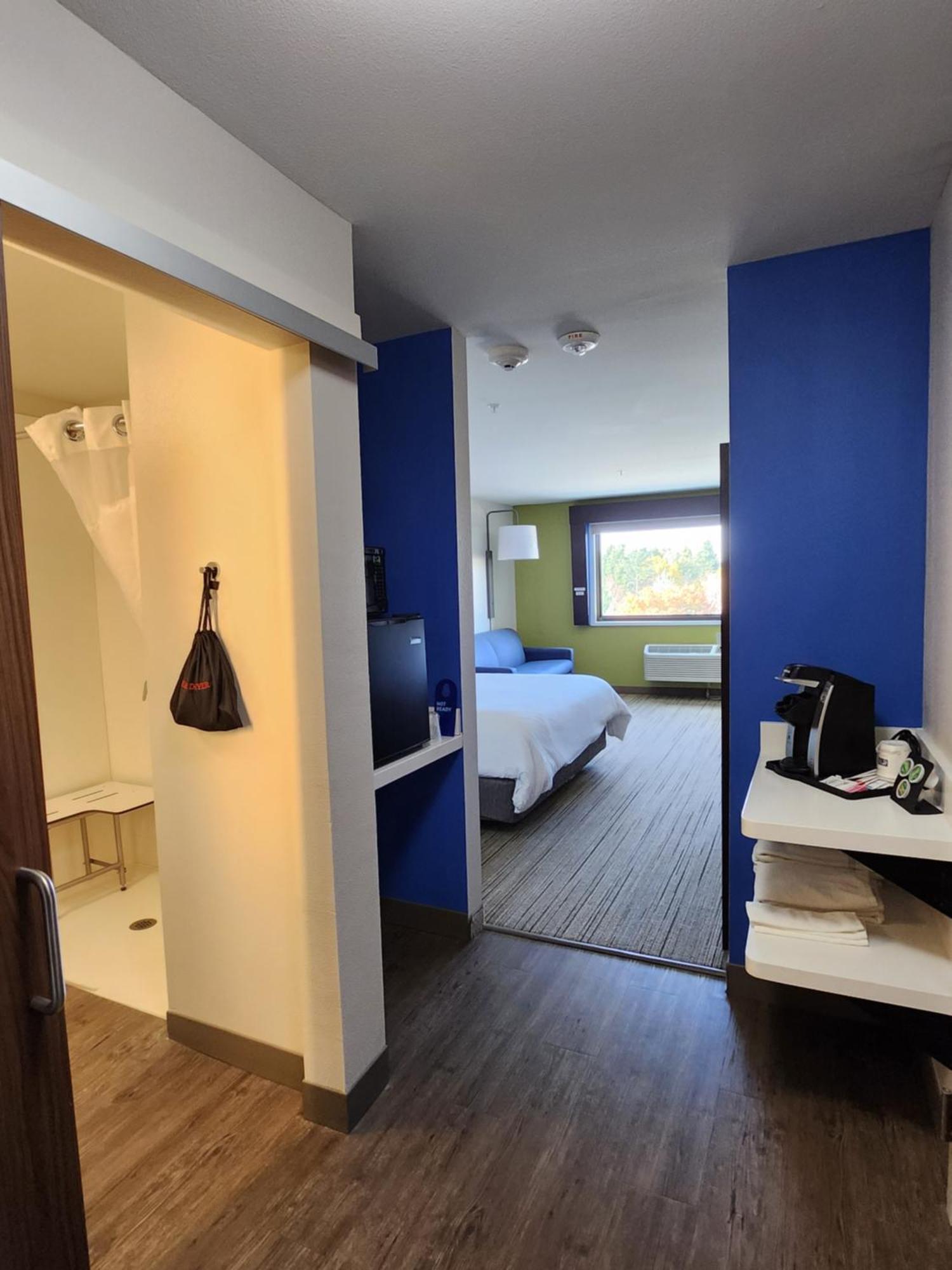 Holiday Inn Express & Suites - Camas By Ihg Buitenkant foto