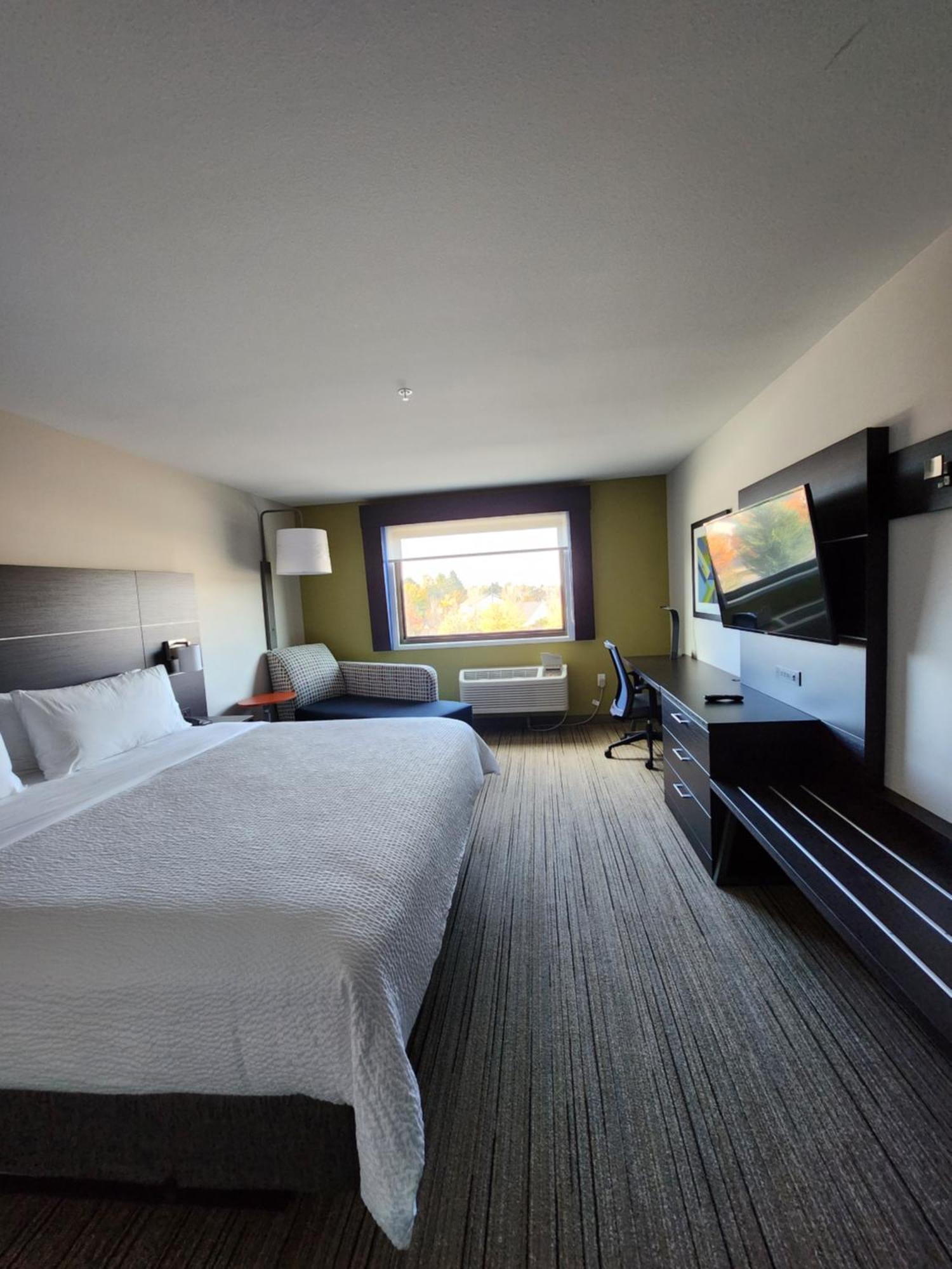 Holiday Inn Express & Suites - Camas By Ihg Buitenkant foto