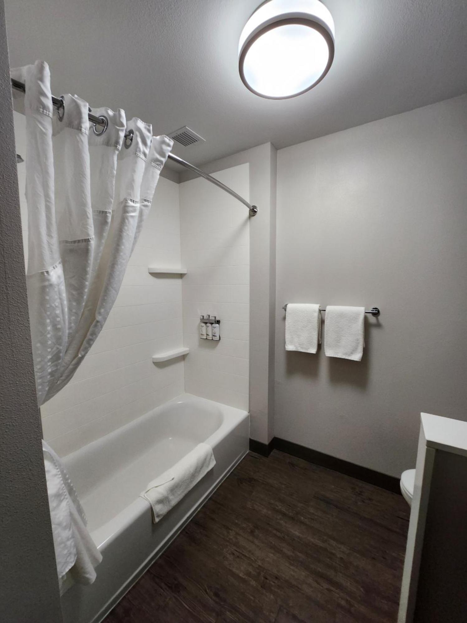 Holiday Inn Express & Suites - Camas By Ihg Buitenkant foto