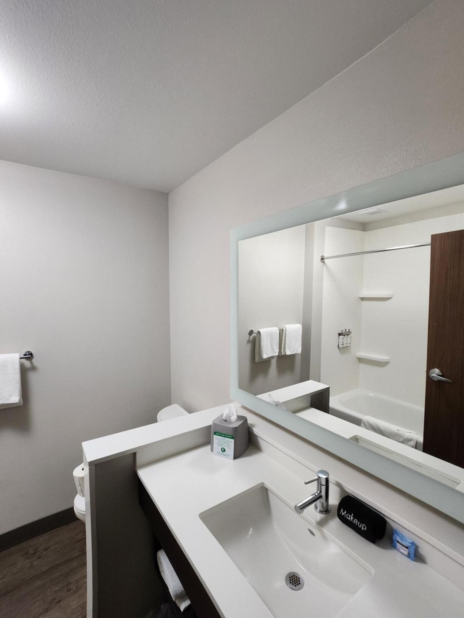 Holiday Inn Express & Suites - Camas By Ihg Buitenkant foto