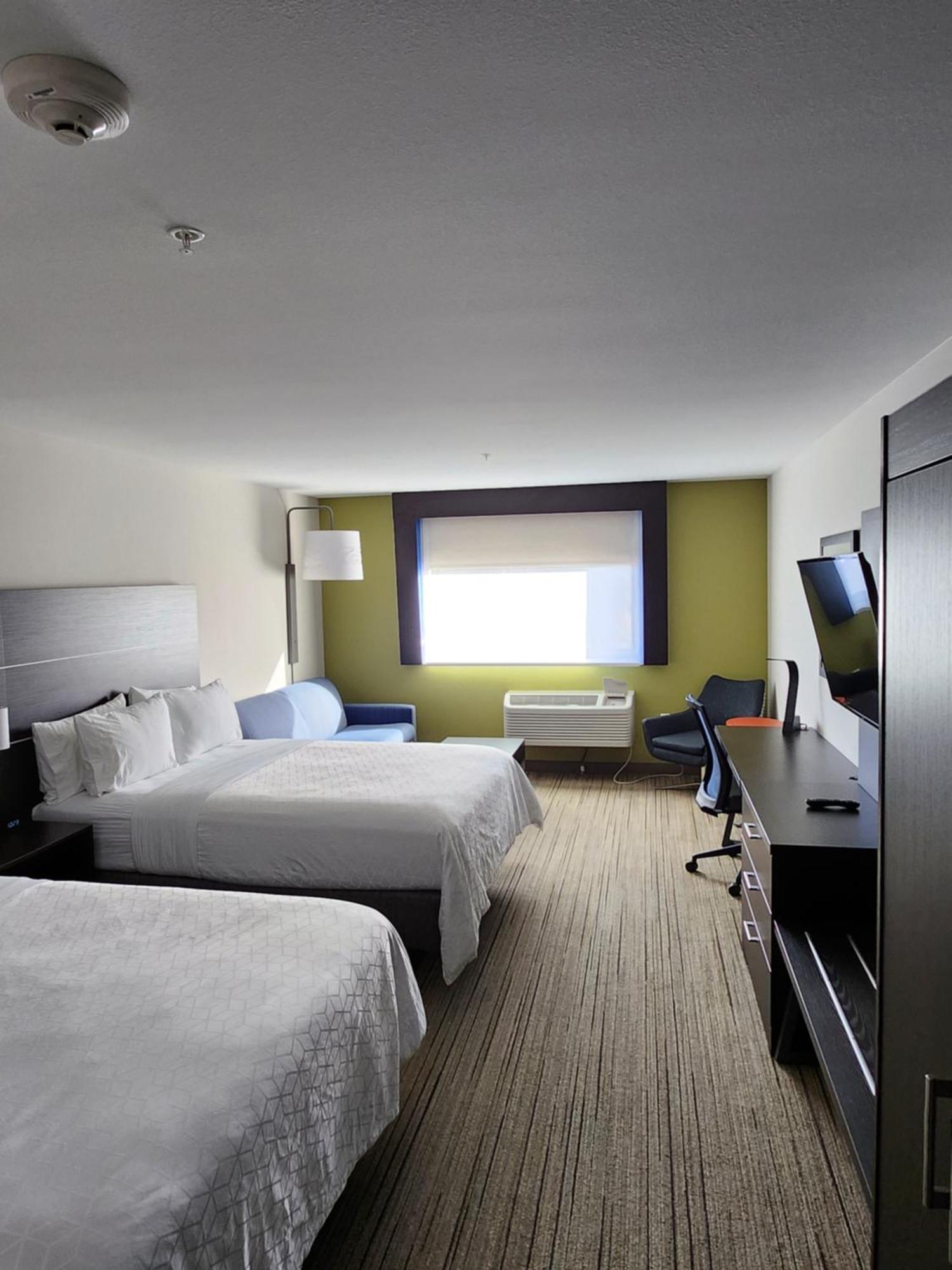 Holiday Inn Express & Suites - Camas By Ihg Buitenkant foto